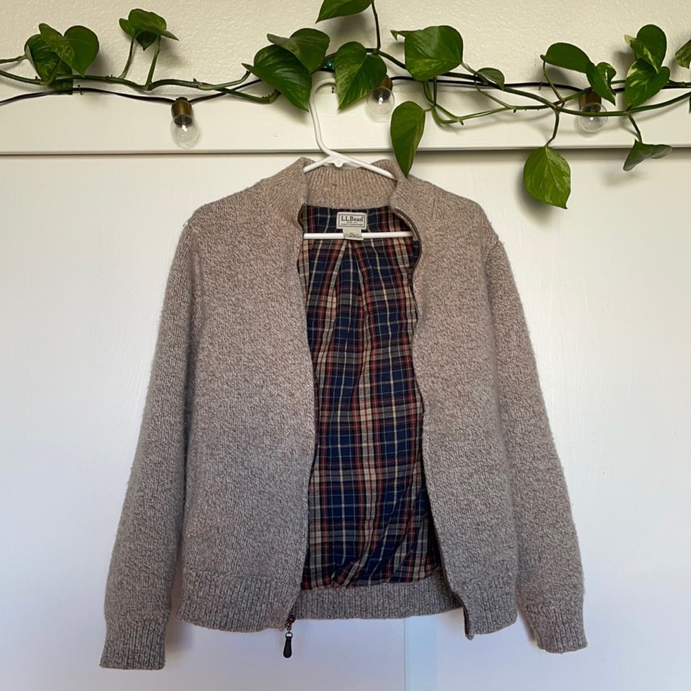 L.L. Bean vintage zip up sweater. Size small but fits a medium